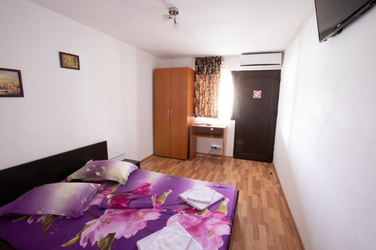 Casa Camelia Hotel Дубова Екстериор снимка